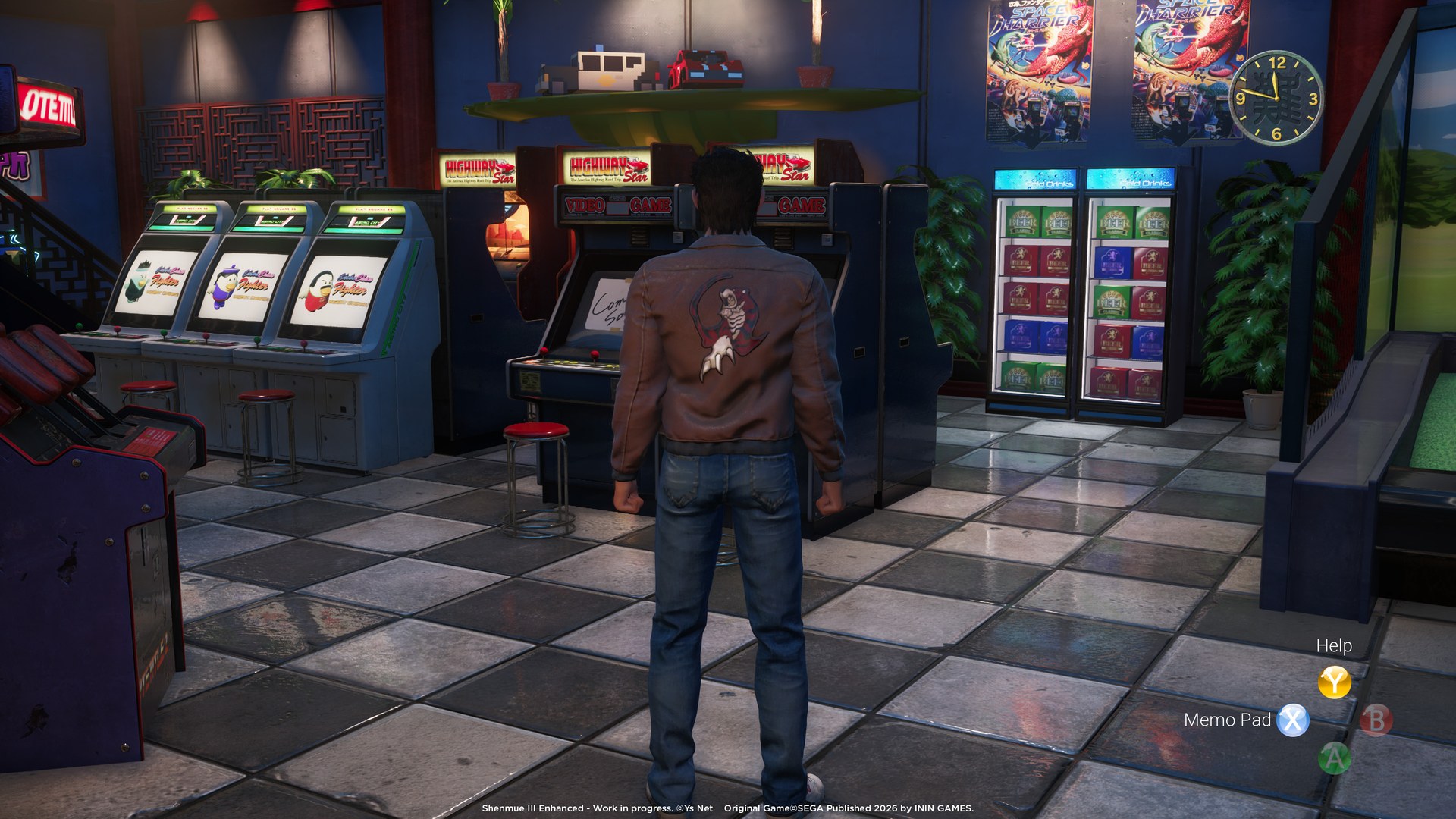 Ryo Hazuki stands in a Niaowu arcade lined with cabinets and vending machines in Shenmue III Enhanced
